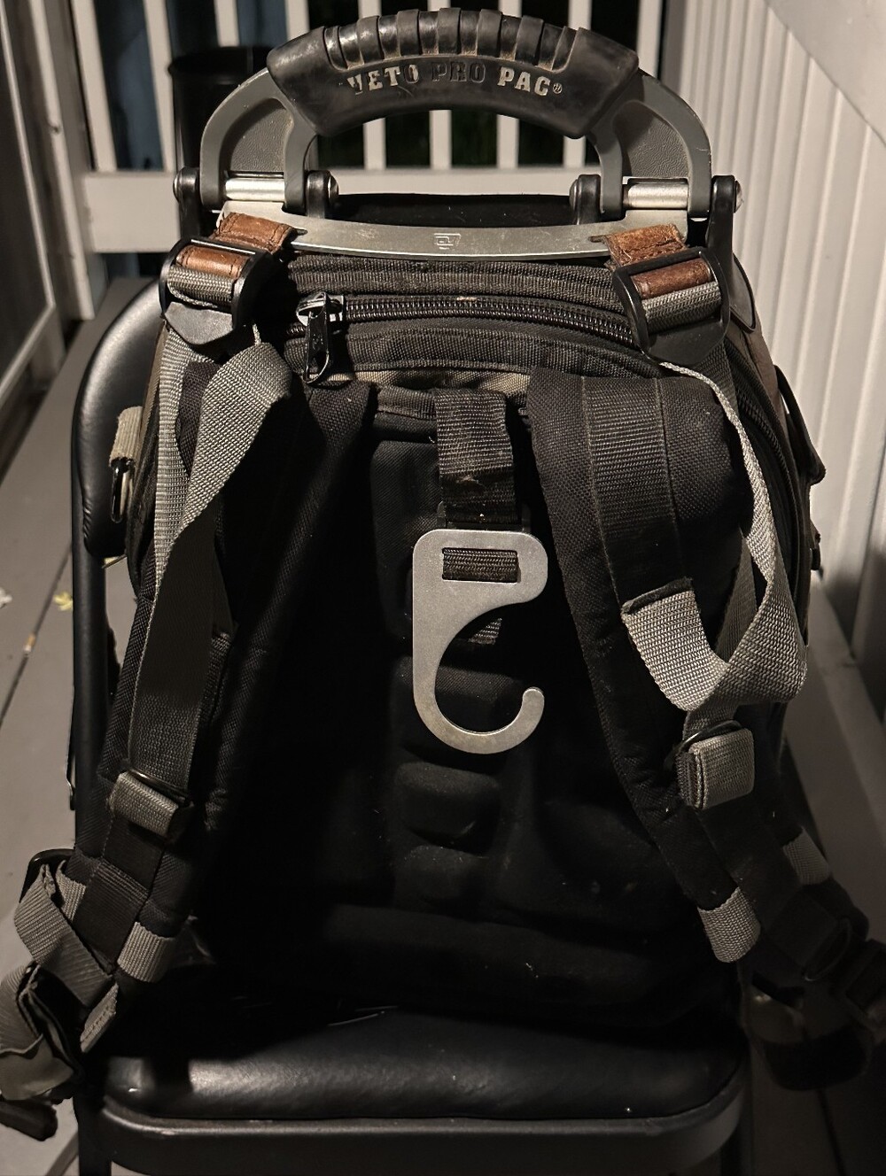 Veto Pro Pac Tech Backpack Weather Proof - Picture 6 of 7